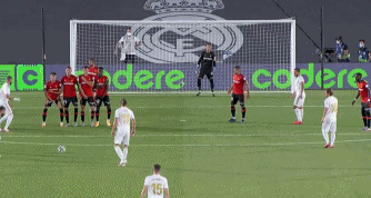 东体：明年3月份国足可能与打进世界杯正赛的亚洲球队热身