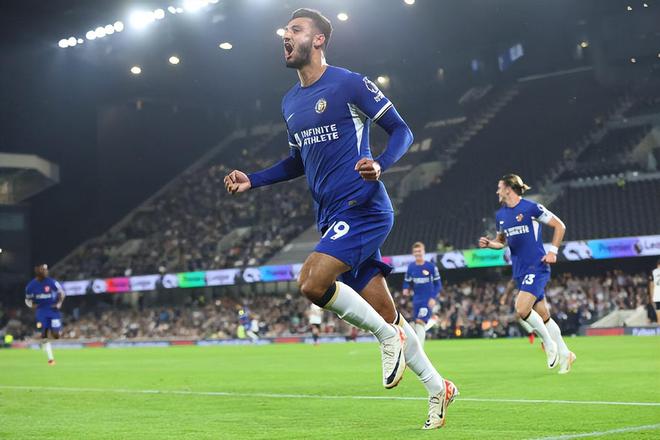 维克多·穆尼奥斯：重拾进球感觉，点燃奥萨苏纳的希望之火