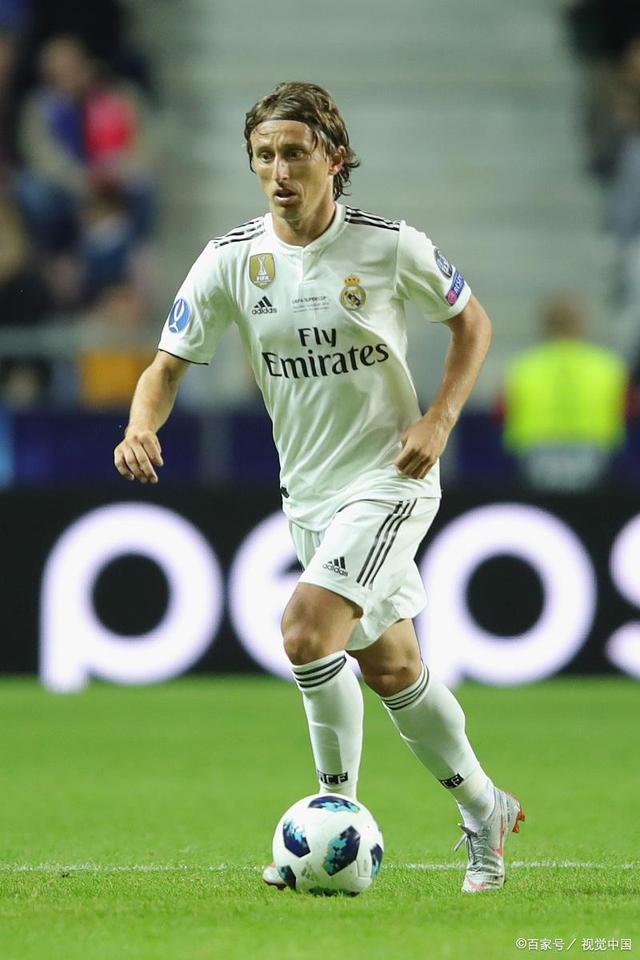 足坛悲喜夜！拜仁曼城齐齐绝杀意甲西甲榜首易主巴萨31超皇马