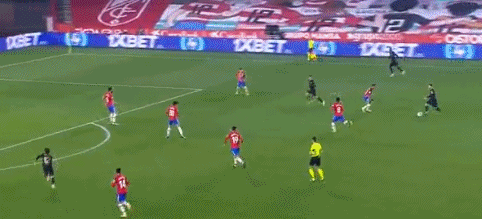 里程碑，迈阿密国际队史首次晋级季后赛第二轮